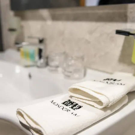 Inn Monogramlux *