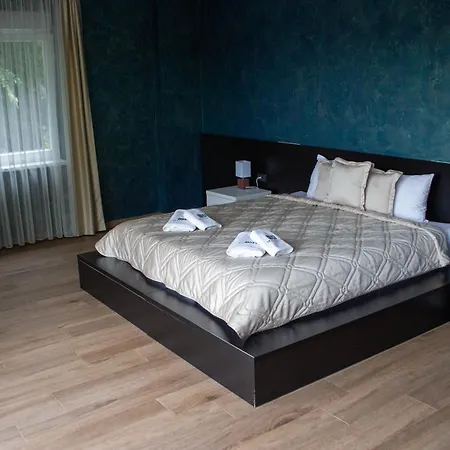 Inn Monogramlux *