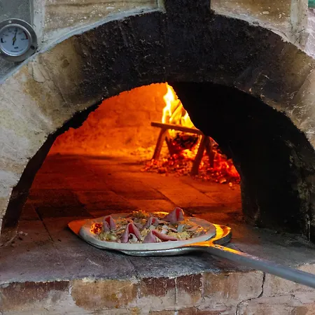 Monogramlux אורחן